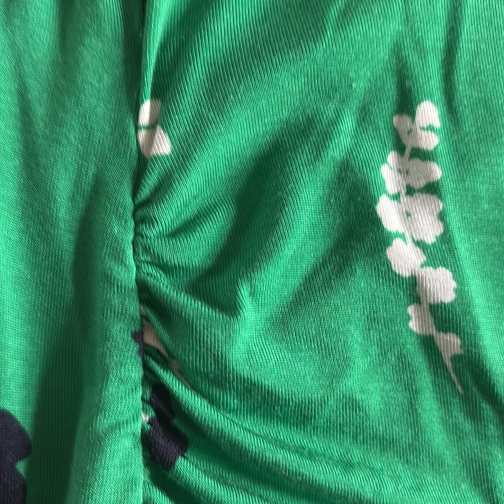 Ann Taylor wrap top with ruching on sides. - Picture 5 of 6